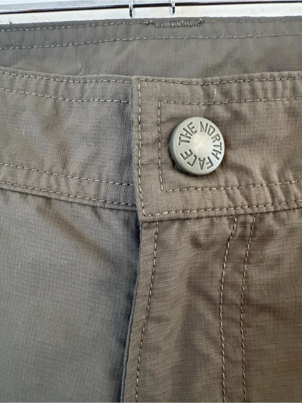 The North Face Convertible Hiking Pants Men’s 36 Long Zip Off Cargo Khaki Trail